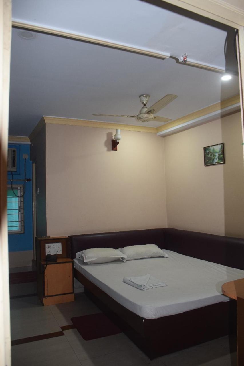 אגרטלה Starline Hotel מראה חיצוני תמונה